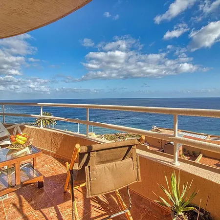Appartamento In With Stunning Sea Views, Cleaning Included