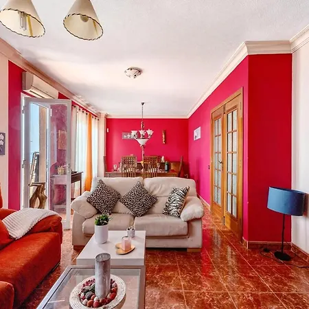 In With Stunning Sea Views, Cleaning Included Appartamento *