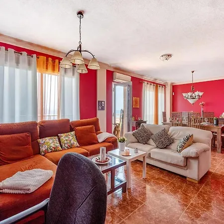 In With Stunning Sea Views, Cleaning Included Appartamento Radazul